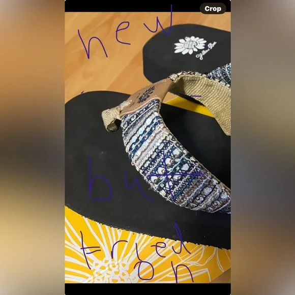 Yellow Box Black and Tan Sandals with Striped Design - Size 7.5 - Picture 6 of 7